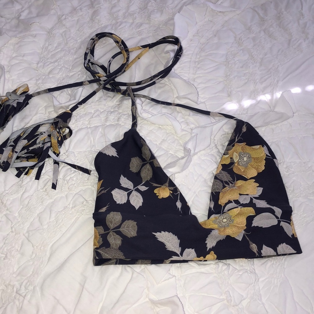 Bikini top with long straps cute tassels